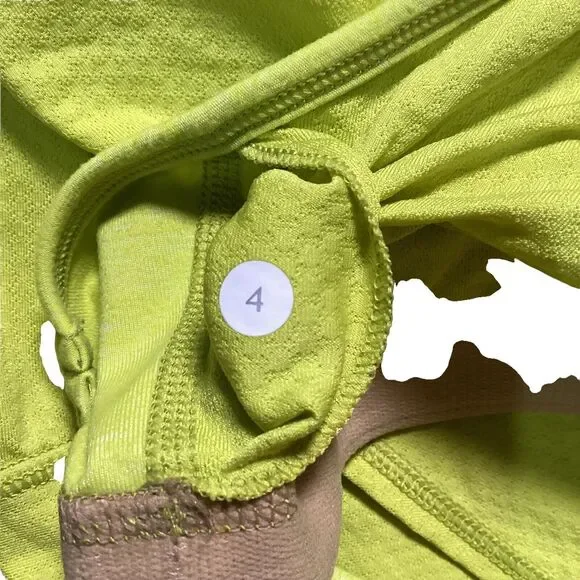 Lululemon Womens Tank Top w/ Built in Bra Loose Fit Racerback Womens Size 4 - Picture 5 of 7